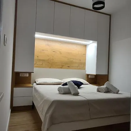 Apartman Marcelina 1 With Private Pool Trogir Exterior photo